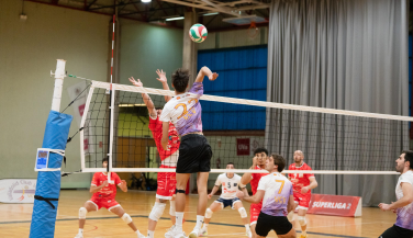Derrota de Universidad de Valladolid (VCV) ante la Textil Santanderina en fuente de la Mora