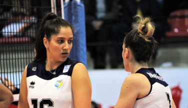 La brasileña Isabela Quiuqui, primera renovación del Extremadura Arroyo 19-20