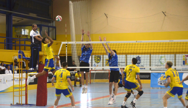 El SUAC Canarias se impone al líder del grupo A   