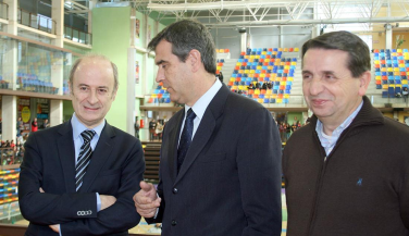 Visita del presidente de la RFEVB Agustín Martín Santos y el alcalde de Guadalajara Antonio Román 