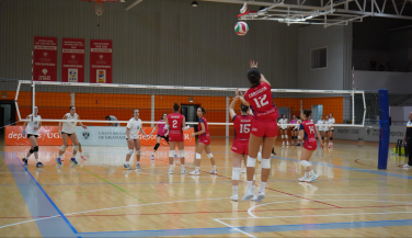 Importante victoria para Universidad de Granada contra Algar Surmenor