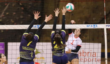 CV Torrelavega despide el año con derrota 