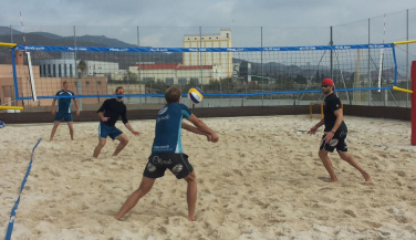 Deportistas polacos, segundos residentes del Centro Internacional de Voley Playa de Lorca
