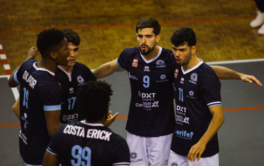 El Cisneros La Laguna gana con autoridad en Superliga Masculina 2