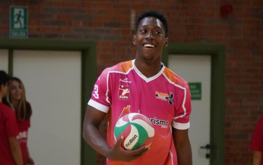 El Arenal Emevé incorpora al central Bandugu Fofana, que llega tras su paso por Teruel y la selecció